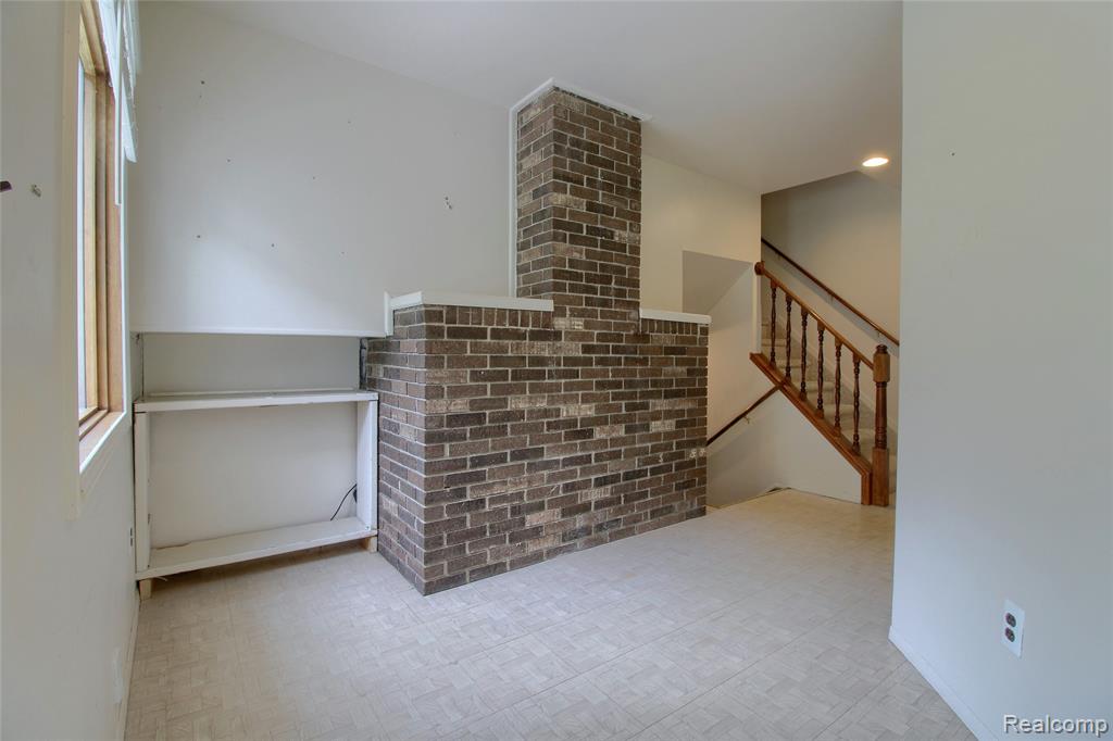 8695 Stout Avenue, Grosse Ile, MI 48138 — Photo 19