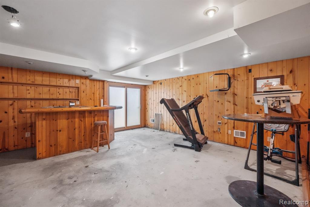 4123 Windiate Park Drive, Waterford, MI 48329 — Photo 40