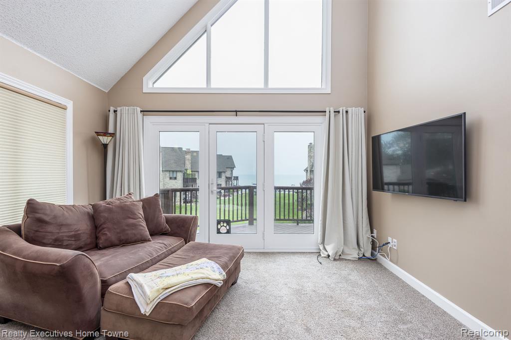 50731 Harbour View Drive N, 26, New Baltimore, MI 48047 — Photo 22