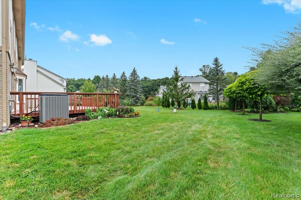 5747 Glen Creek Court, Ann Arbor, MI 48108 — Photo 41