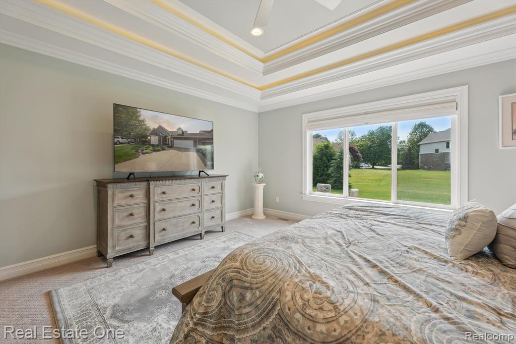 446 Delmar Court, Highland, MI — Photo 25