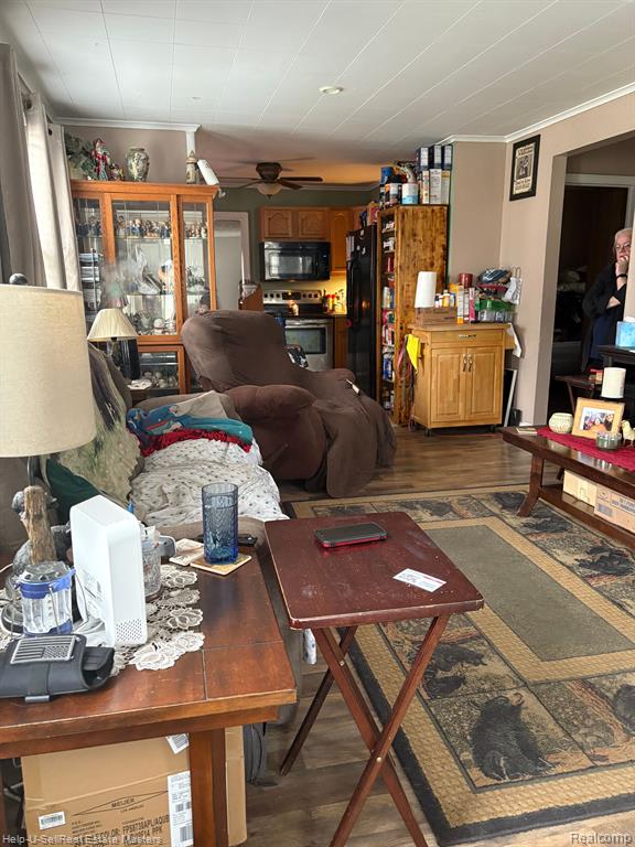 947 WATERLOO Street, St. Clair, MI 48079 — Photo 7
