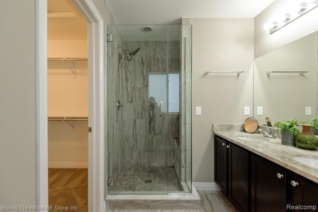 13656 Cambridge Court, Van Buren, MI 48111 — Photo 28