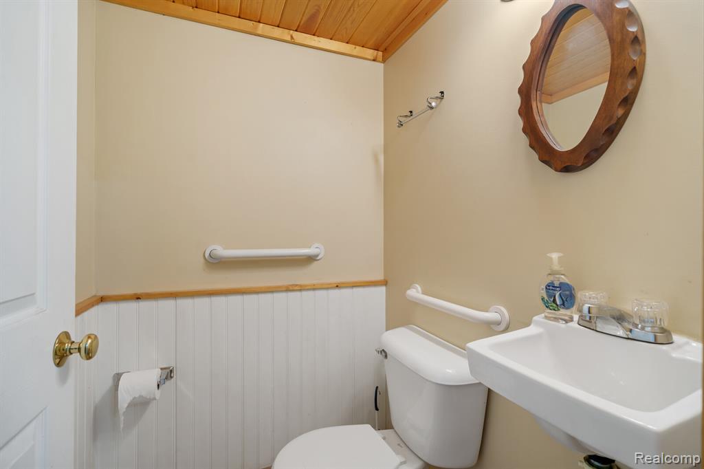 5150 N Milford Road, Highland, MI 48356 — Photo 53