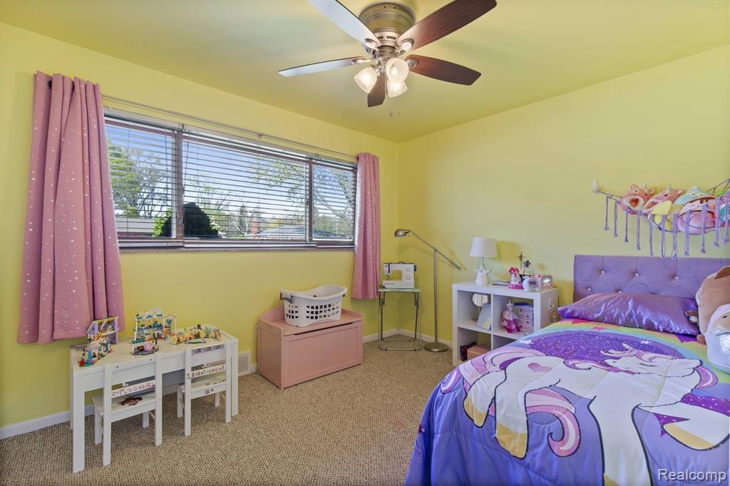 8681 STROM Drive, Sterling Heights, MI 48314 — Photo 16