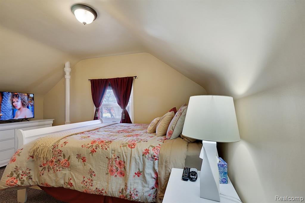 839 E Bennett Avenue E, Ferndale, MI 48220 — Photo 27