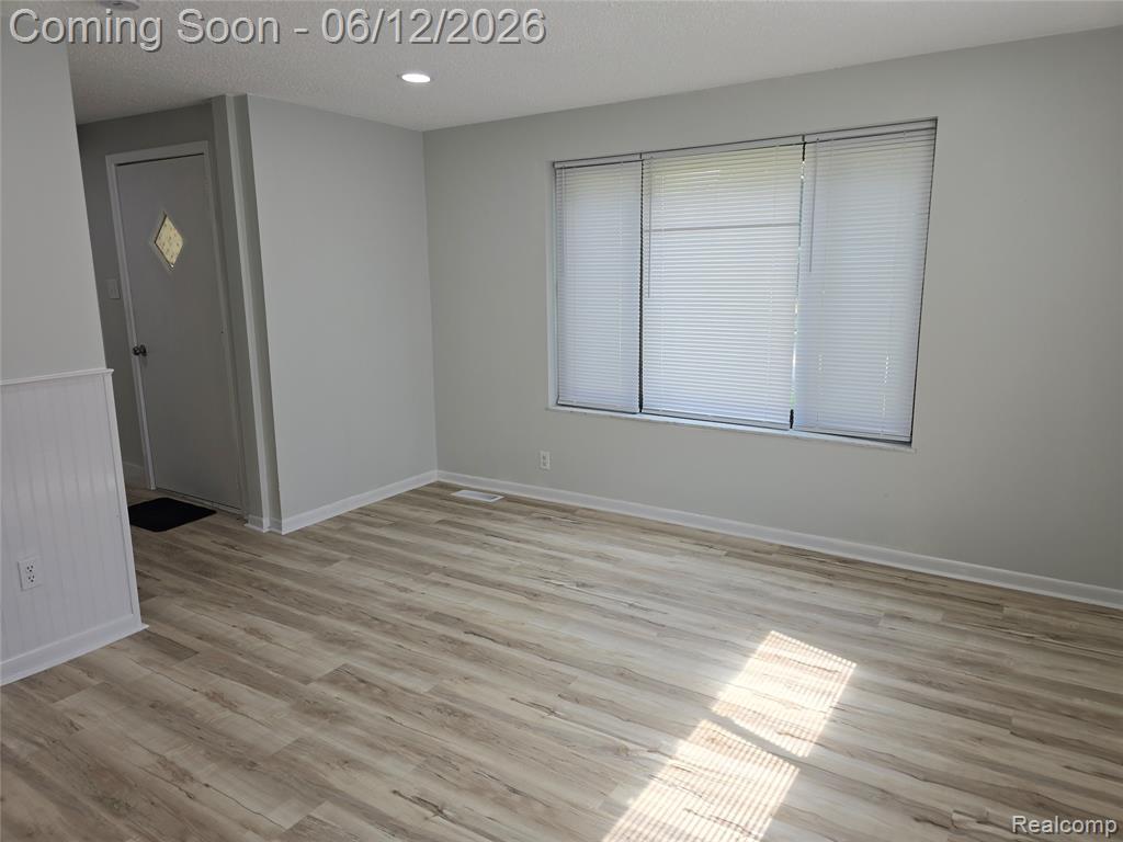 46 Michigan Street, Mount Clemens, MI 48043 — Photo 10