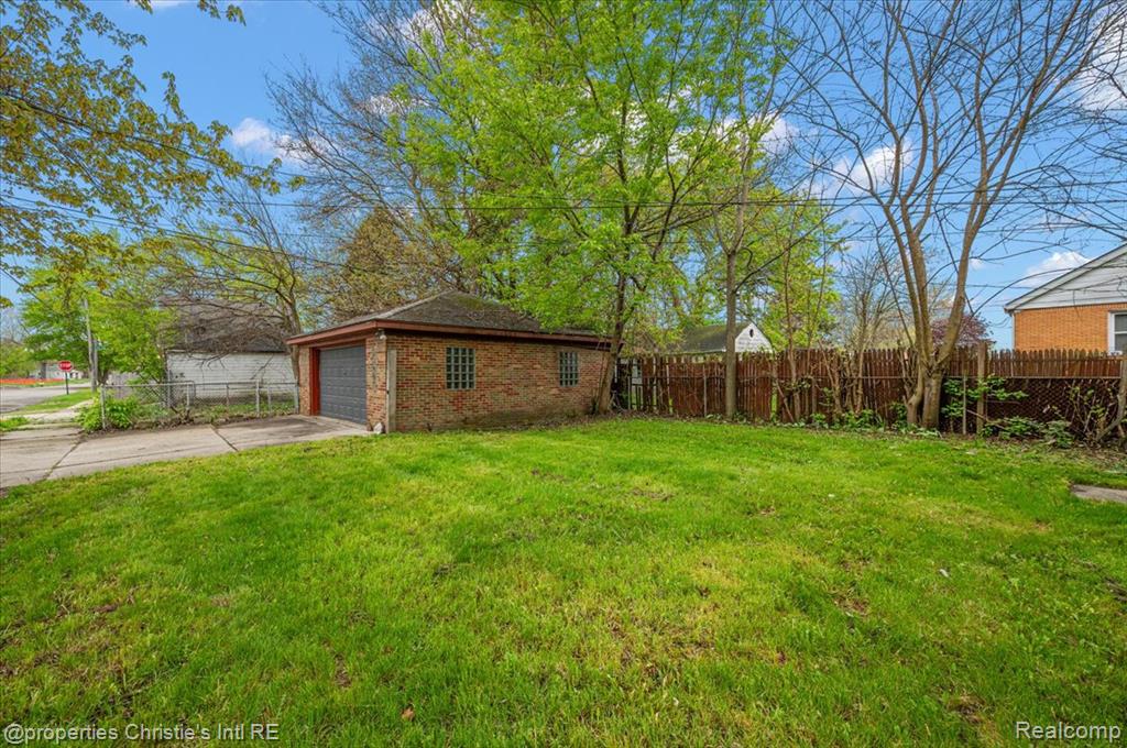 13916 Rossini Drive, Detroit, MI 48205 — Photo 26