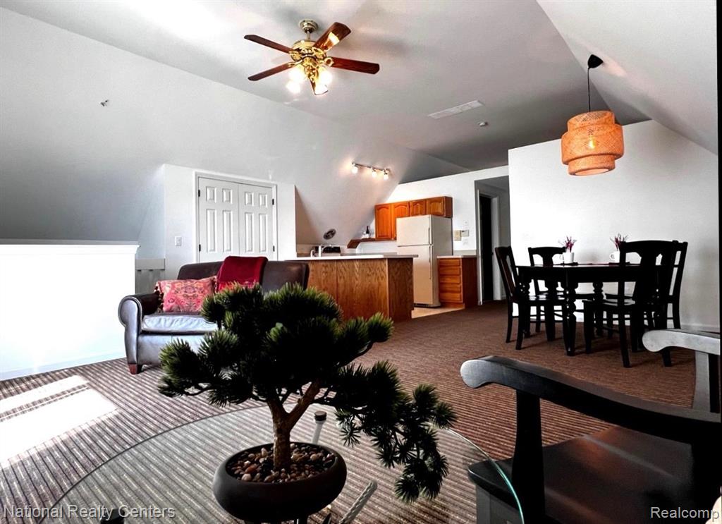 7001 Locklin Court, West Bloomfield, MI 48324 — Photo 3