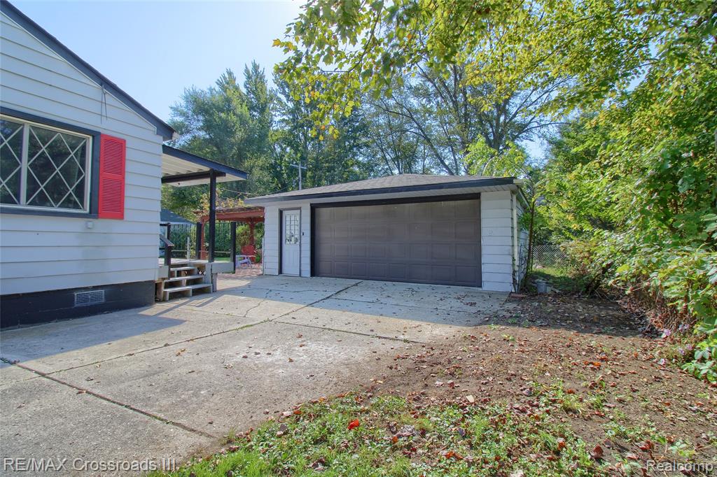 46083 Reed Street, Belleville, MI 48111 — Photo 25