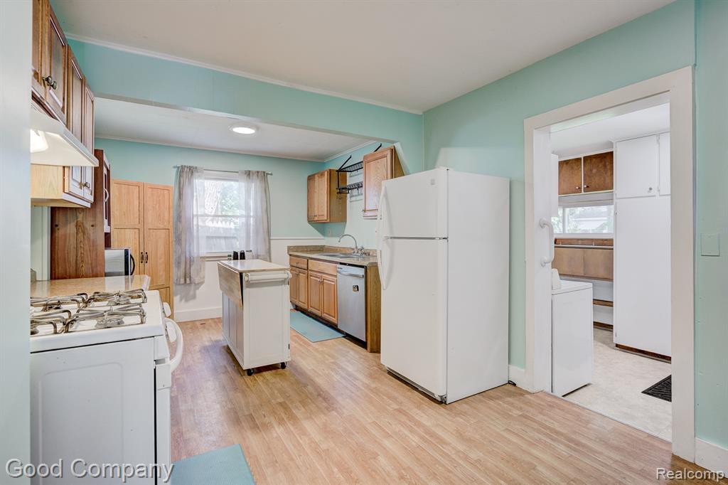 585 Roth Boulevard, Clawson, MI — Photo 6
