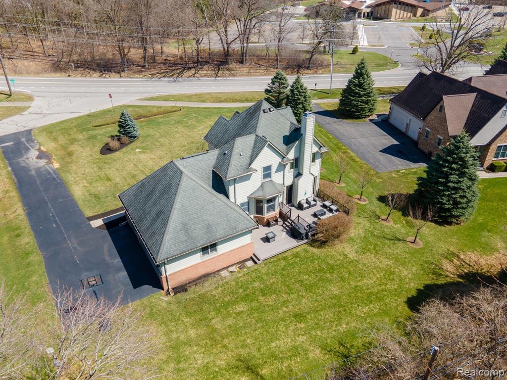 411 CHERRY TREE Lane, Rochester Hills, MI 48306 — Photo 54
