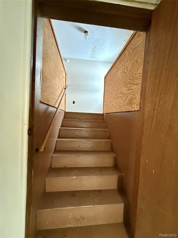 6377 E Atherton Road, Burton, MI 48519 — Photo 10