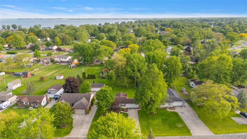 48242 FORBES Drive, Chesterfield, MI 48047 — Photo 37