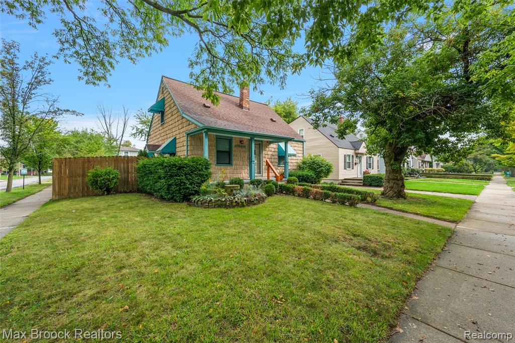1815 Bowers Street, Birmingham, MI 48009