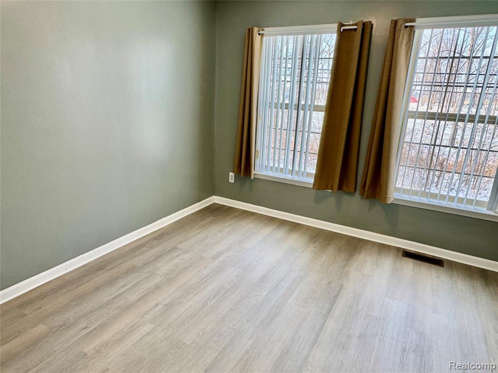 45678 Kennedy Avenue, Utica, MI 48315 — Photo 7