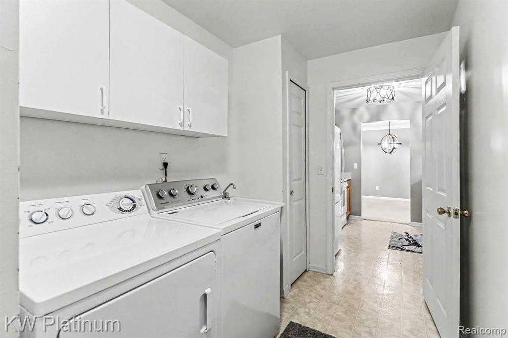 16531 Covington Drive, Clinton Twp, MI 48038 — Photo 17