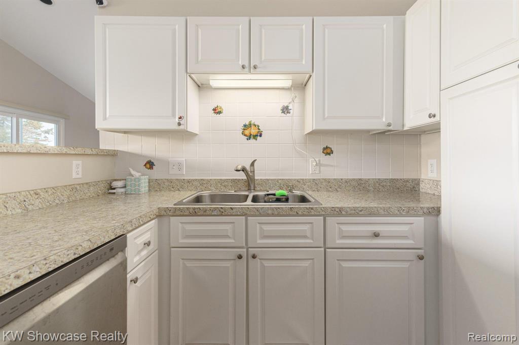 10193 HAWTHORNE RIDGE Road, Goodrich Vlg, MI — Photo 22