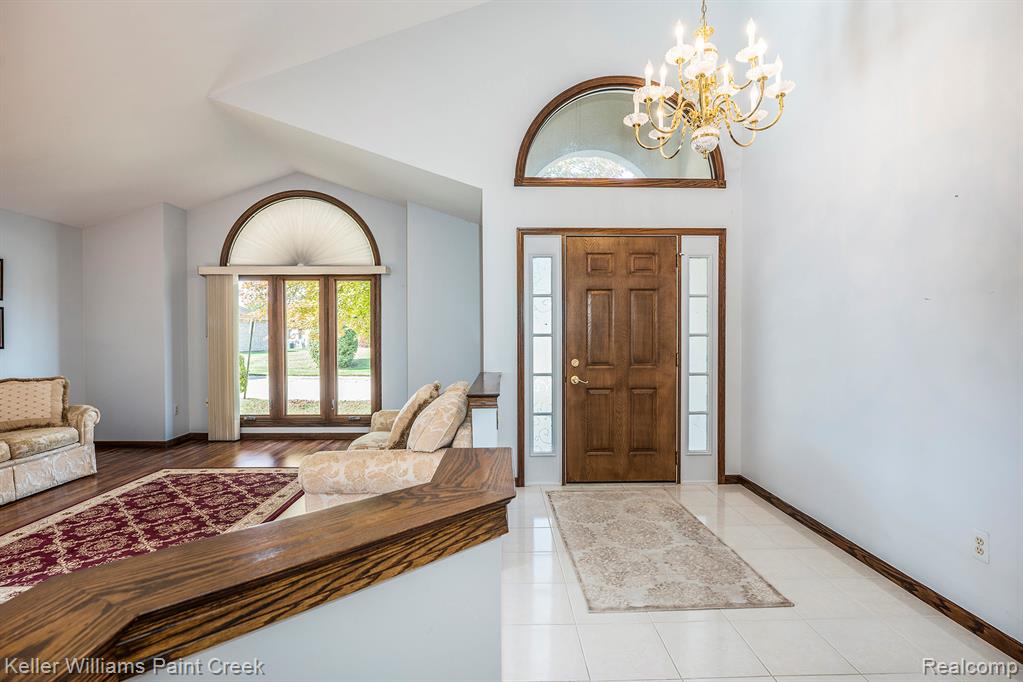 47158 Hunters Chase Drive, Macomb, MI 48042 — Photo 3