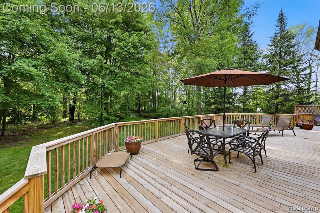 55380 Theo Drive, Shelby Twp, MI 48315 — Photo 46