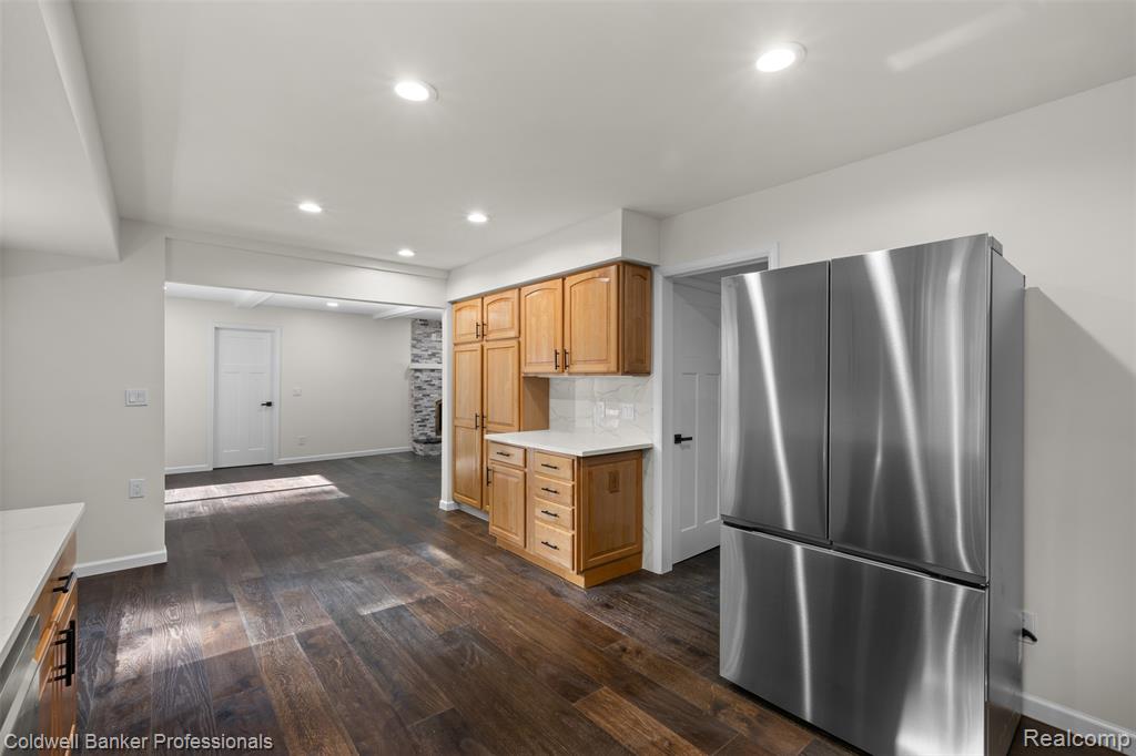 5890 Pinecroft Drive, West Bloomfield, MI — Photo 20
