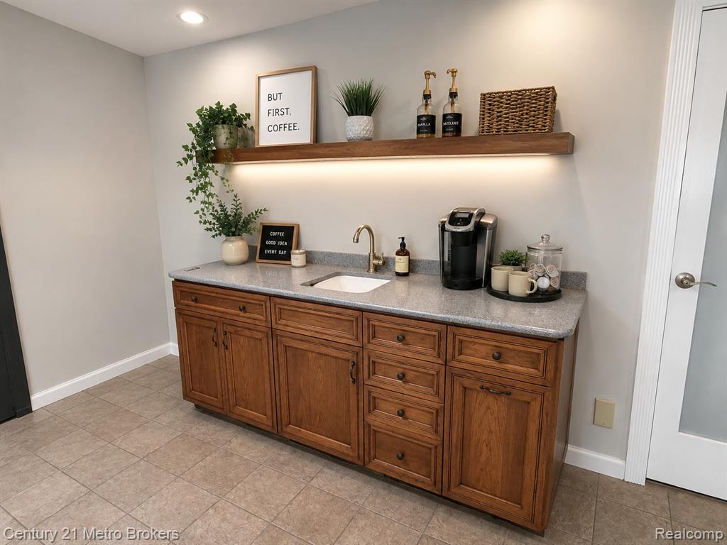 5484 Wakefield Road, Grand Blanc, MI 48439 — Photo 31