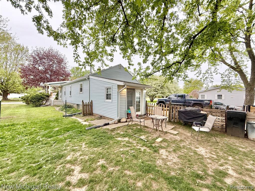 3433 Camden Avenue, Burton, MI 48529 — Photo 19