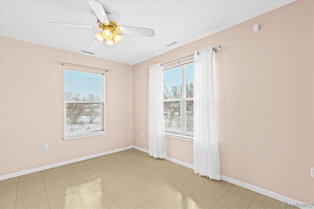1556 HARVEST Lane, Ypsilanti, MI 48198 — Photo 10