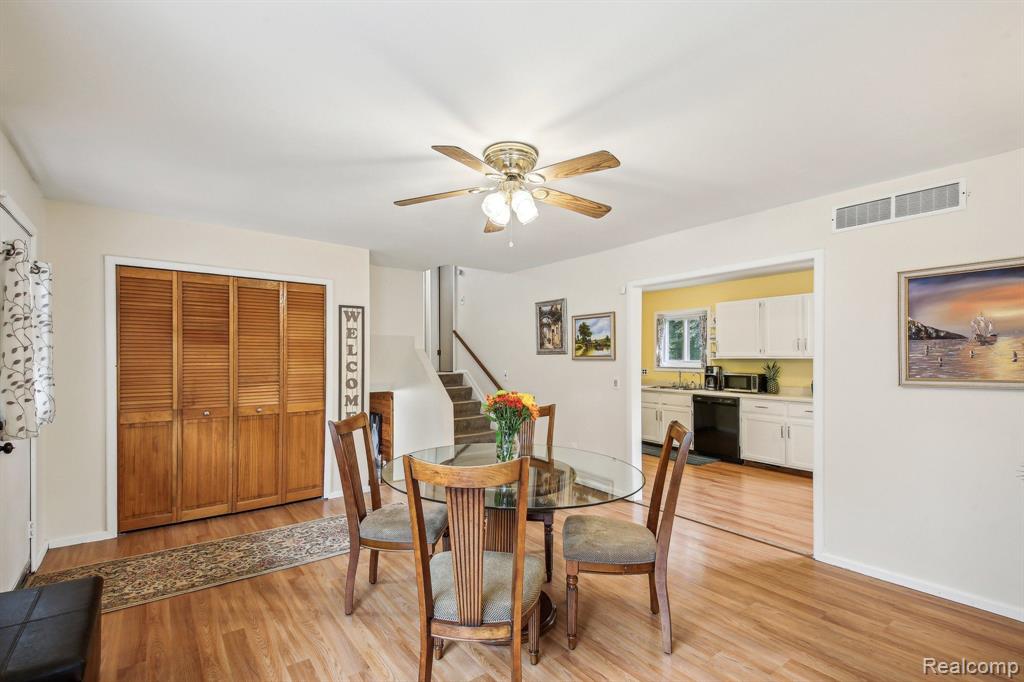 895 N CONKLIN Road, Lake Orion, MI 48362 — Photo 11