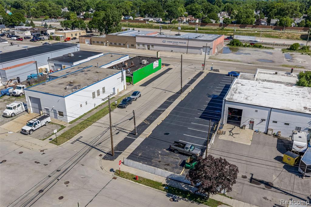 844 E 10 Mile Road, Hazel Park, MI 48030 — Photo 41