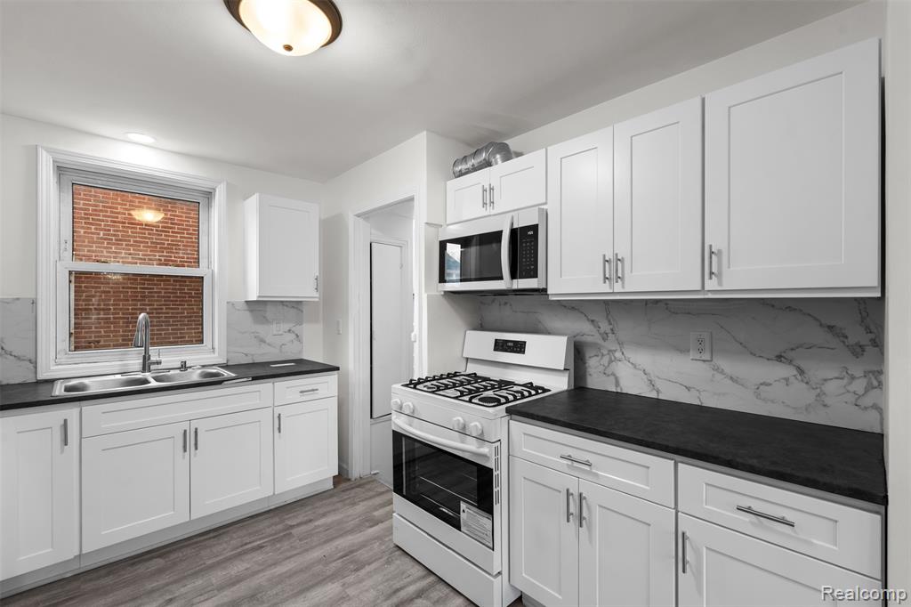 19481 Ardmore Street, Detroit, MI 48235 — Photo 9
