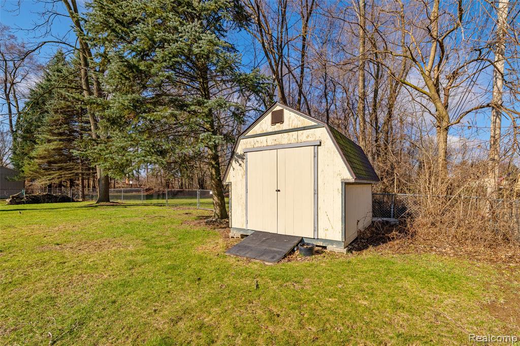 46405 Oaklawn Street, Macomb, MI 48042 — Photo 37