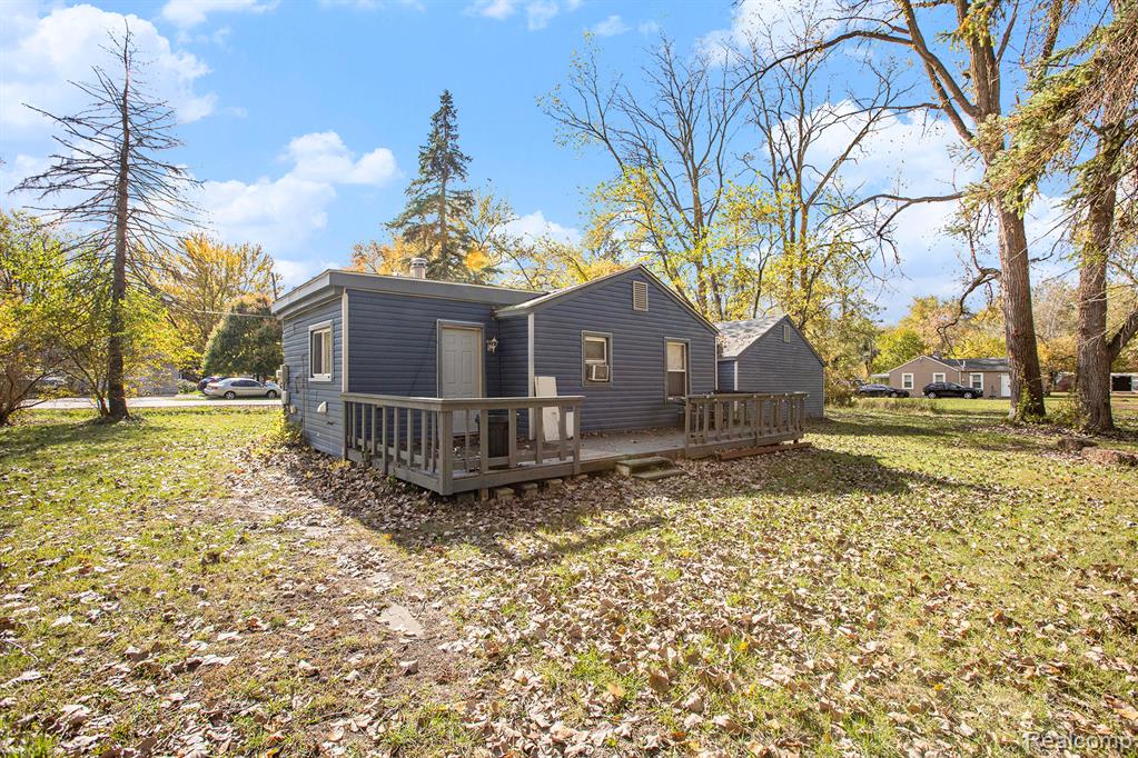 26776 Nelson Avenue, Brownstown, MI 48174 — Photo 17