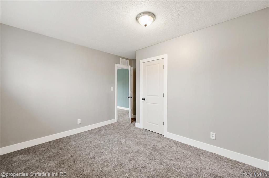 5 Second Street, Mount Clemens, MI 48043 — Photo 8