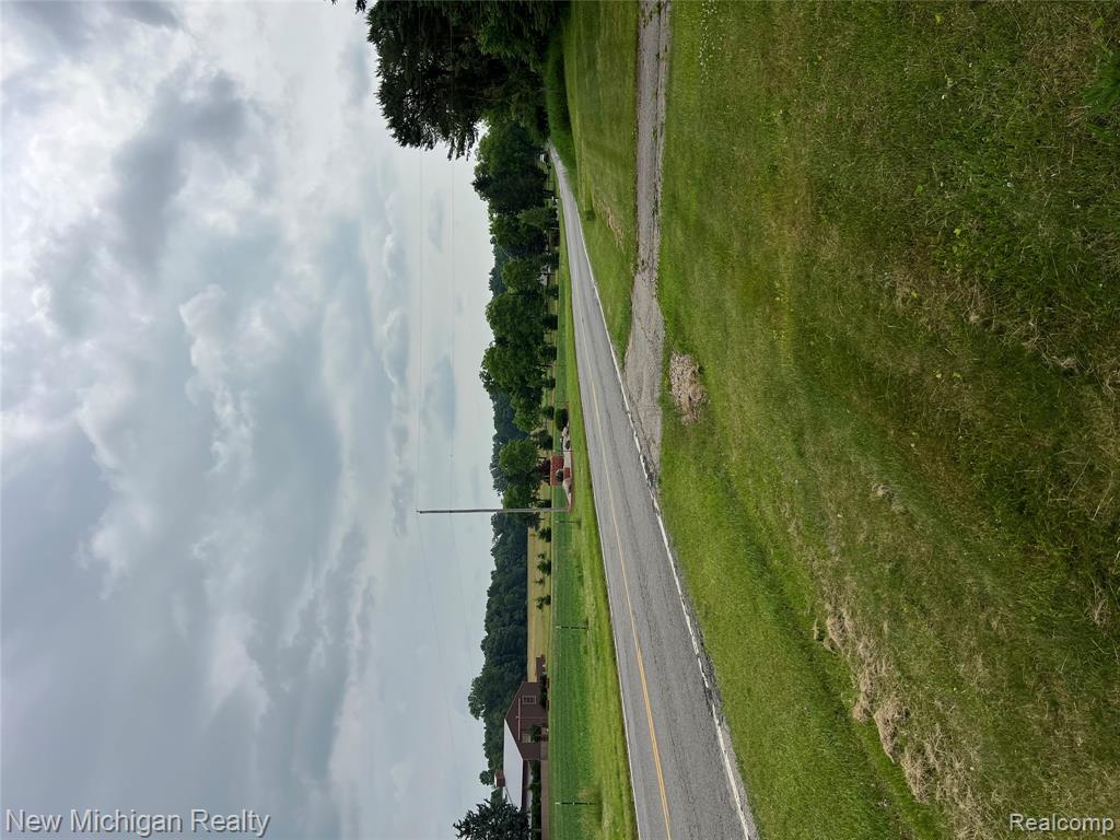 8331 Crego Rd, Brooklyn, MI 49230 — Photo 2