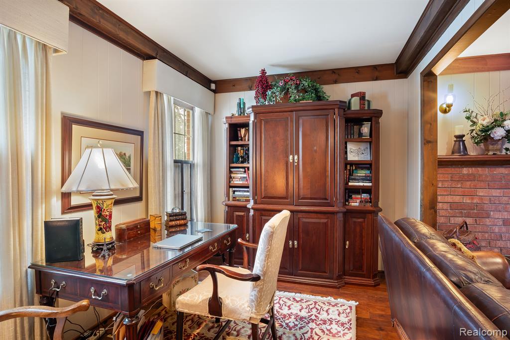 53800 WOODBRIDGE Drive, Shelby Twp, MI 48316 — Photo 10