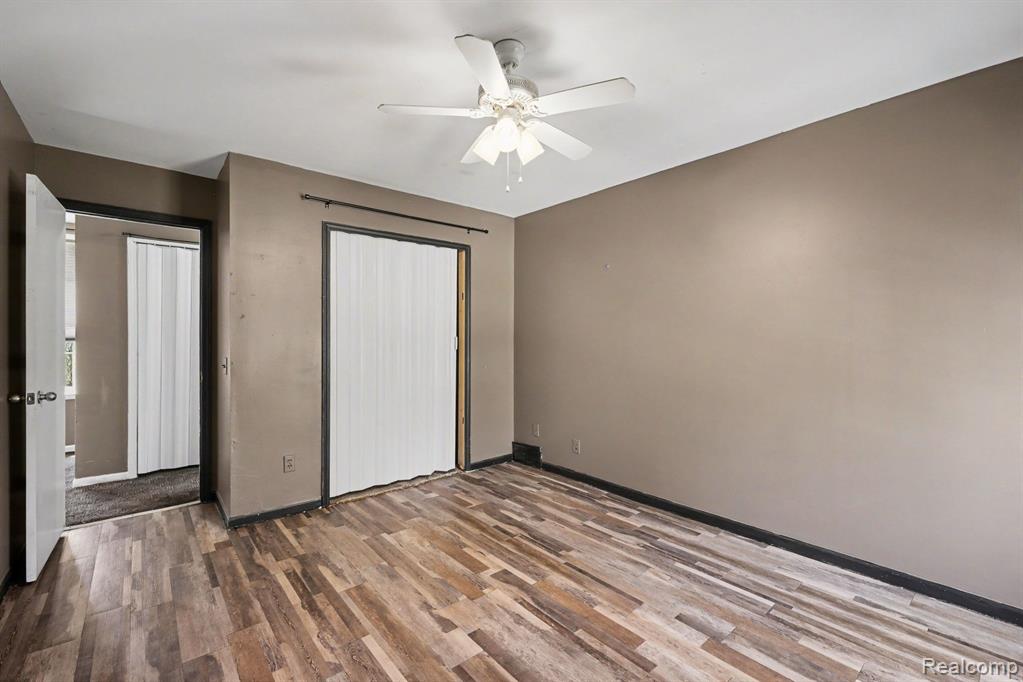 4725 Hickory Drive, Highland, MI 48356 — Photo 17