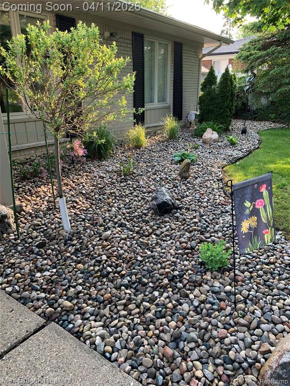 32040 Coronet Drive, Farmington Hills, MI, 48334