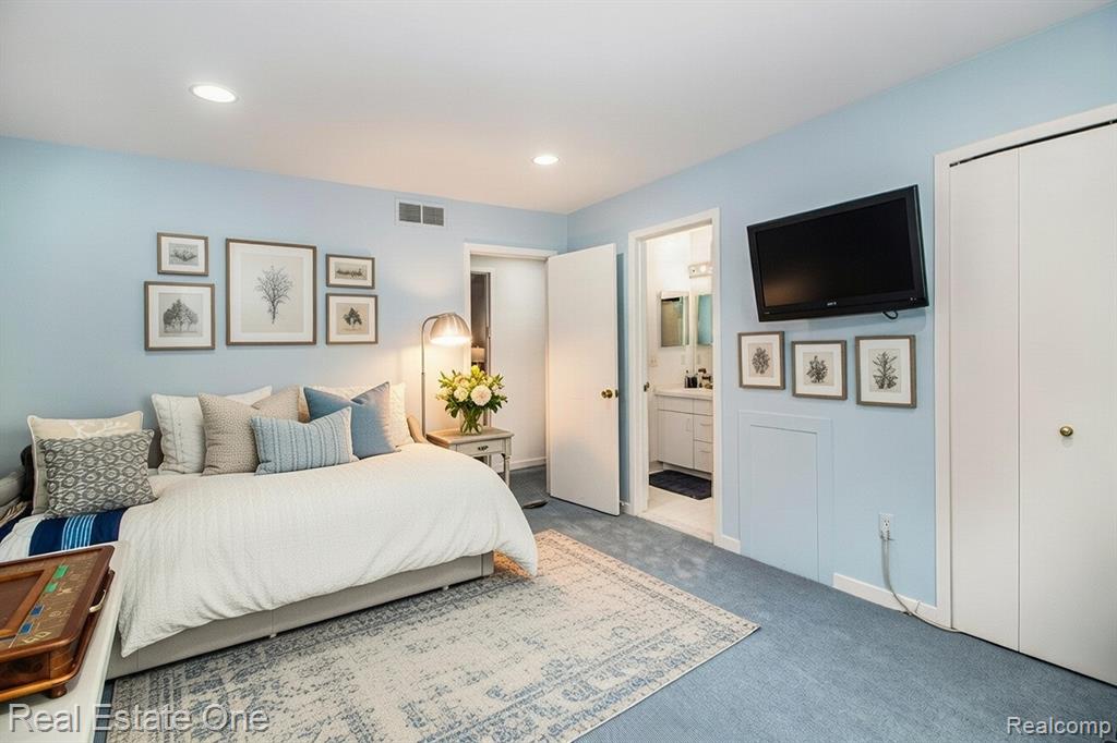 6121 Westbrooke Drive, 7, West Bloomfield, MI — Photo 16
