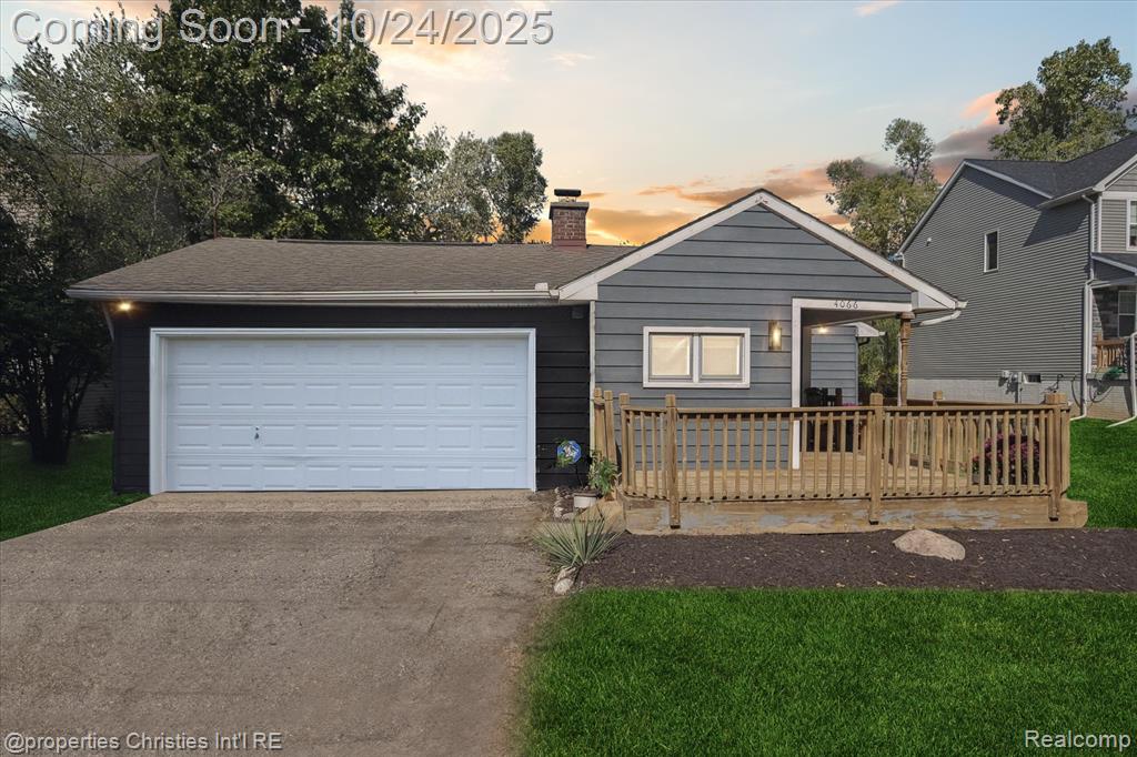 4066 Green Lake Road, West Bloomfield, MI 48324 — front exterior
