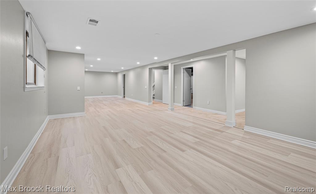 5163 Woodlands Drive, Bloomfield Hills, MI 48302 — Photo 27