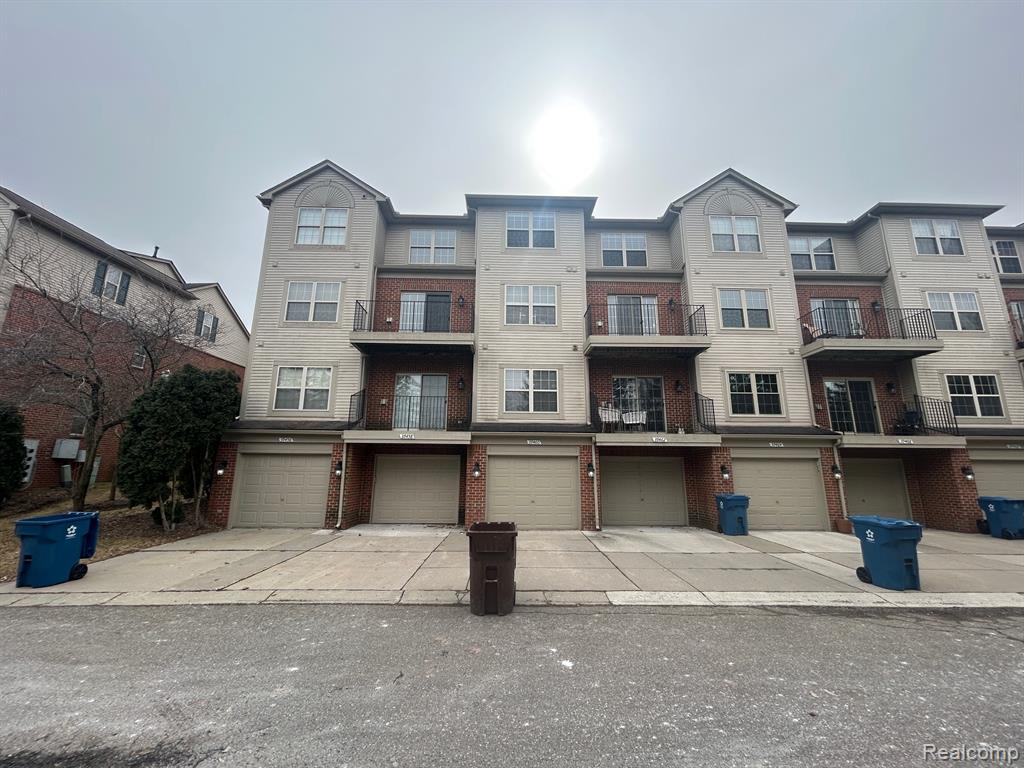39460 SPRINGWATER Drive, Northville, MI — Photo 34