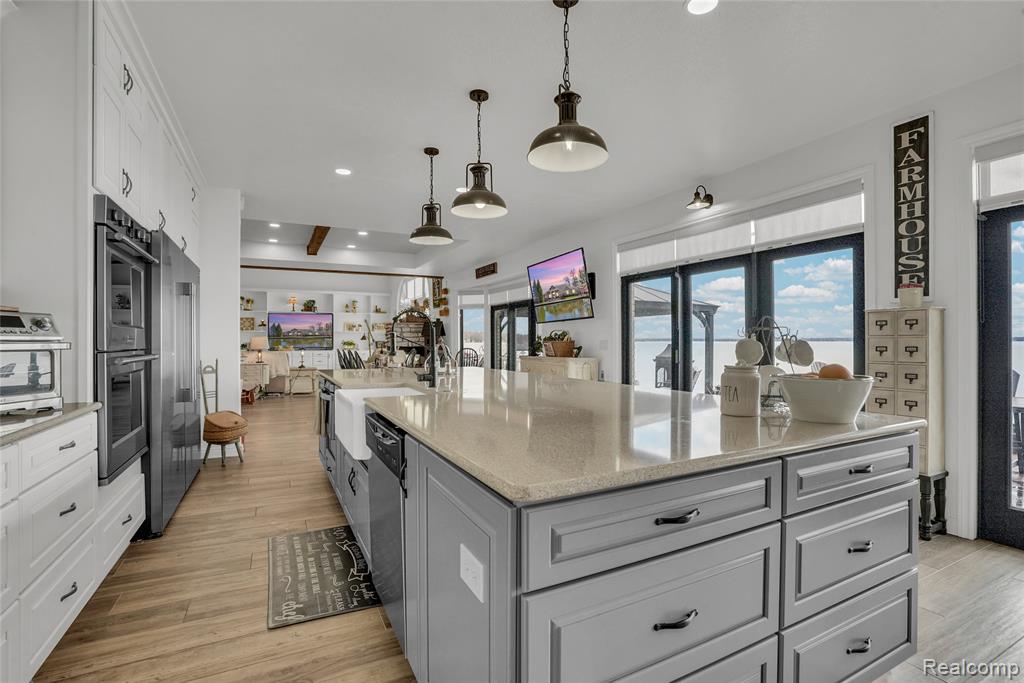 130 Whites Court, Houghton Lake, MI, 48629