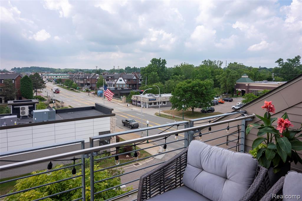 714 N Main Street, Rochester, MI 48307 — Photo 10
