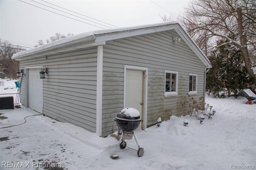 4975 Comstock Street, Commerce Twp, MI 48382 — Photo 15
