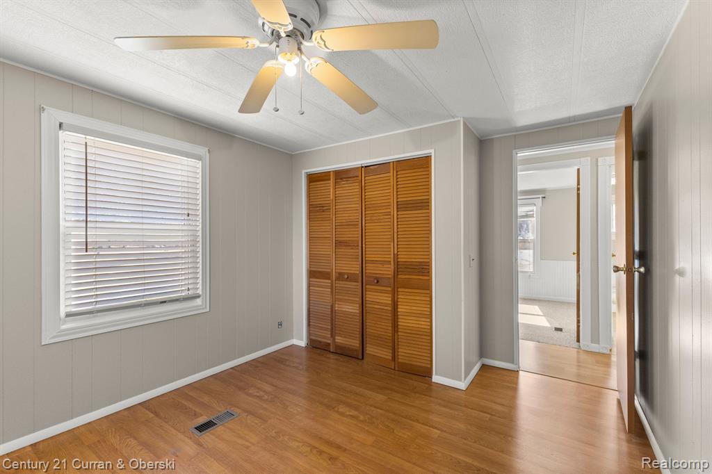8878 RIVER VALLEY Road, Brighton, MI 48116 — Photo 16