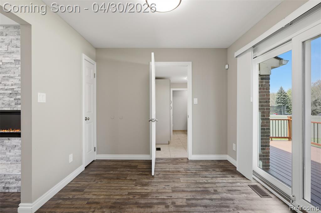 7978 Little Farm Lane, West Bloomfield, MI — Photo 17
