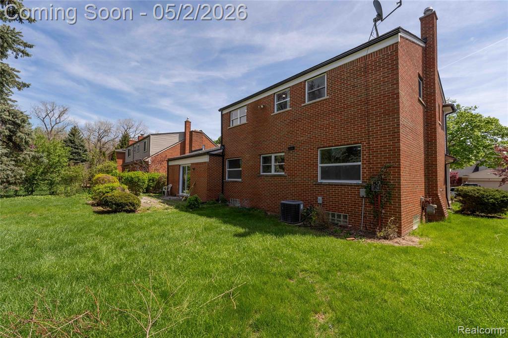 5 Snow Court, Dearborn, MI 48124 — Photo 37