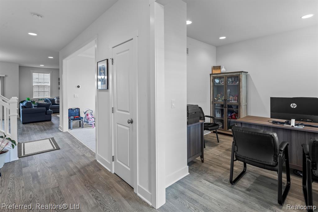50800 MAYWOOD, Canton, MI 48188 — Photo 16