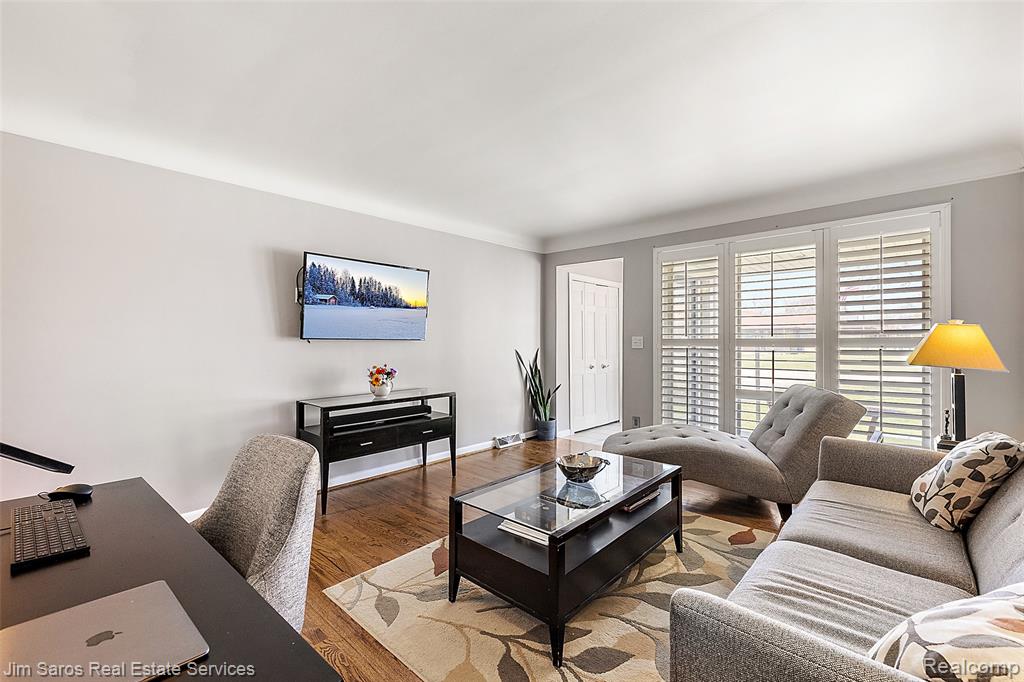 22416 Ardmore Park Drive, Saint Clair Shores, MI 48081 — Photo 11